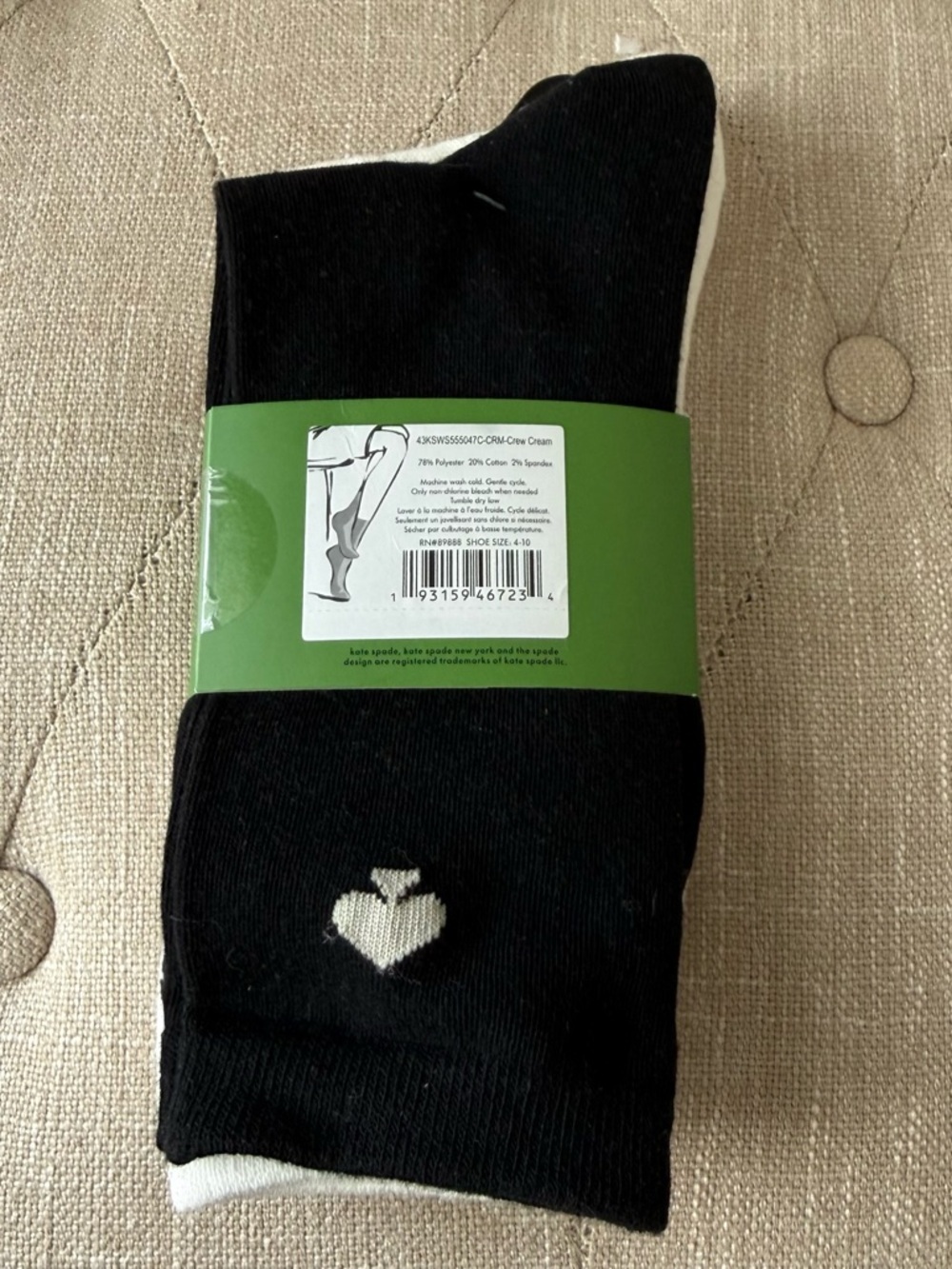 Kate Spade New York 3-Pack Graphic & Logo Crew Socks - Playful Dog Motif - Picture 3 of 4